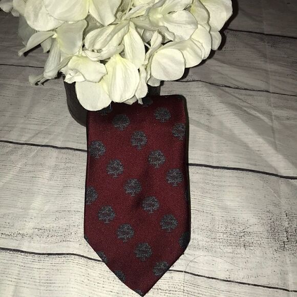 Givenchy Silk Blend Men’s Tree Print Neck Tie - Picture 1 of 7